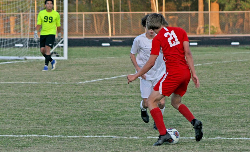 GHS soccer takes on Monarchs, Warriors - Gazette Journal