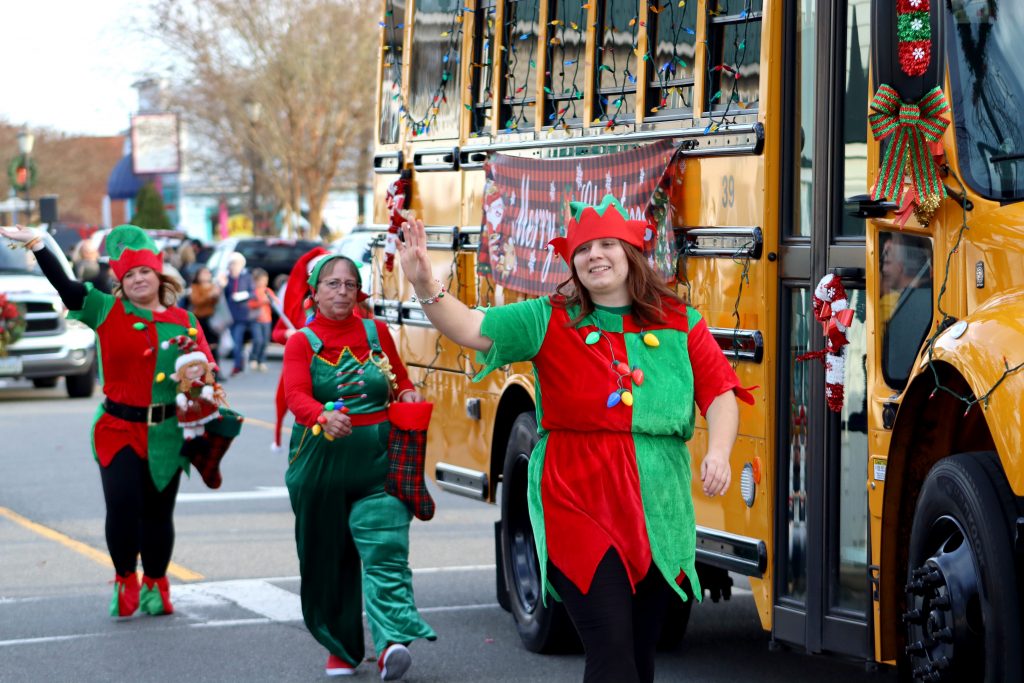 Gloucester Va Christmas Parade 2022 Gloucester Rings In The Season – Gazette Journal