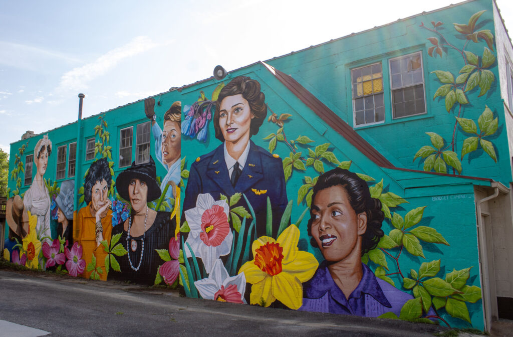 Main Street Women's Mural