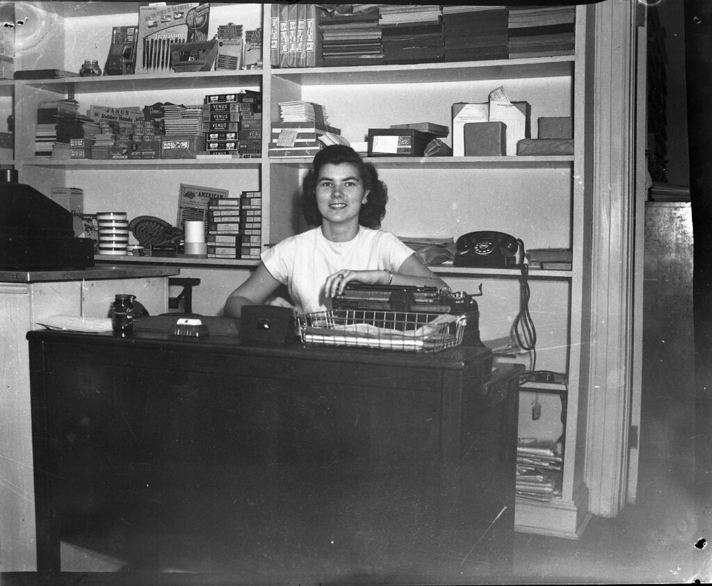 gazettejournal employee hilda robbins