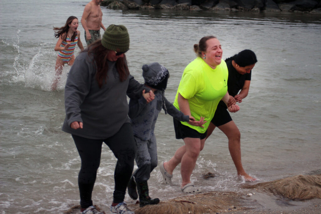 1a polar plunge