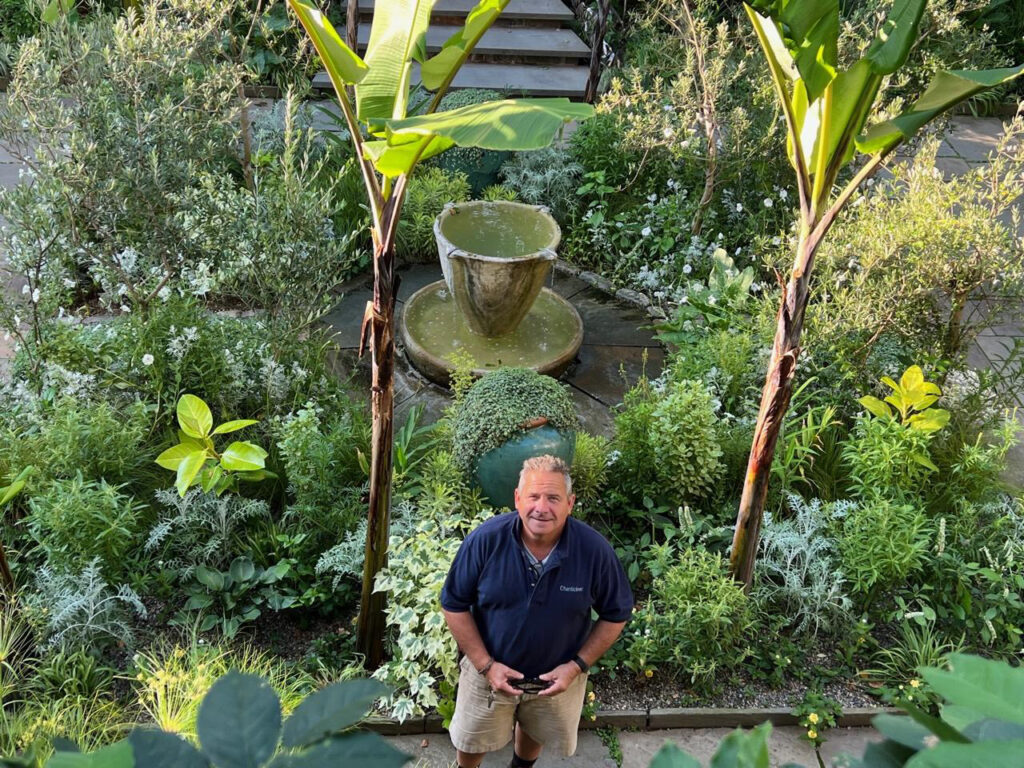 neighbors gardening speaker